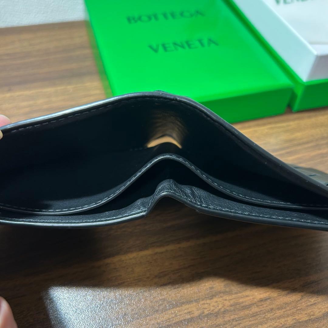 BOTTEGA VENETA／イントレチャートパース付二つ折ウォレット／黒