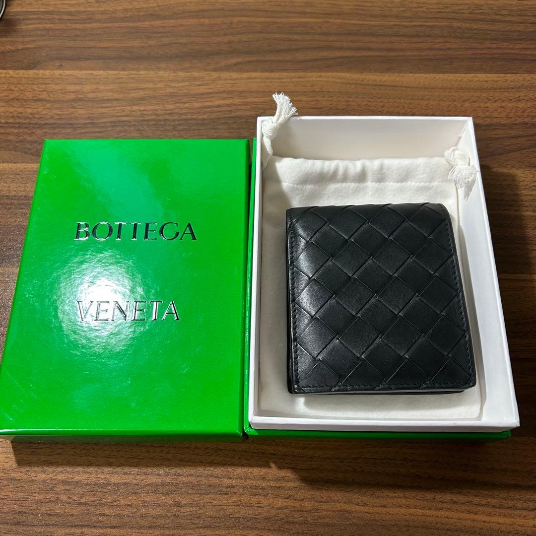 BOTTEGA VENETA／イントレチャートパース付二つ折ウォレット／黒