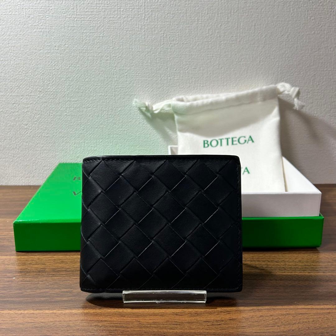 BOTTEGA VENETA／イントレチャートパース付二つ折ウォレット／黒