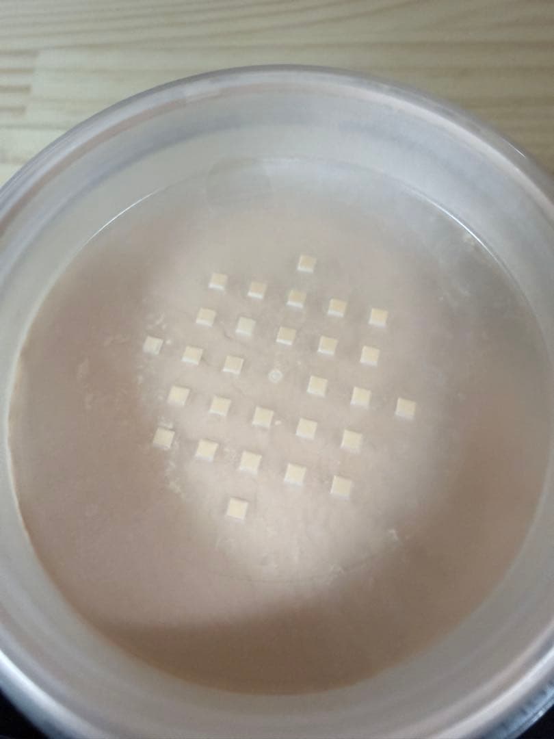 シャネル POUDRE UNIVERSELLE LIBRE #30