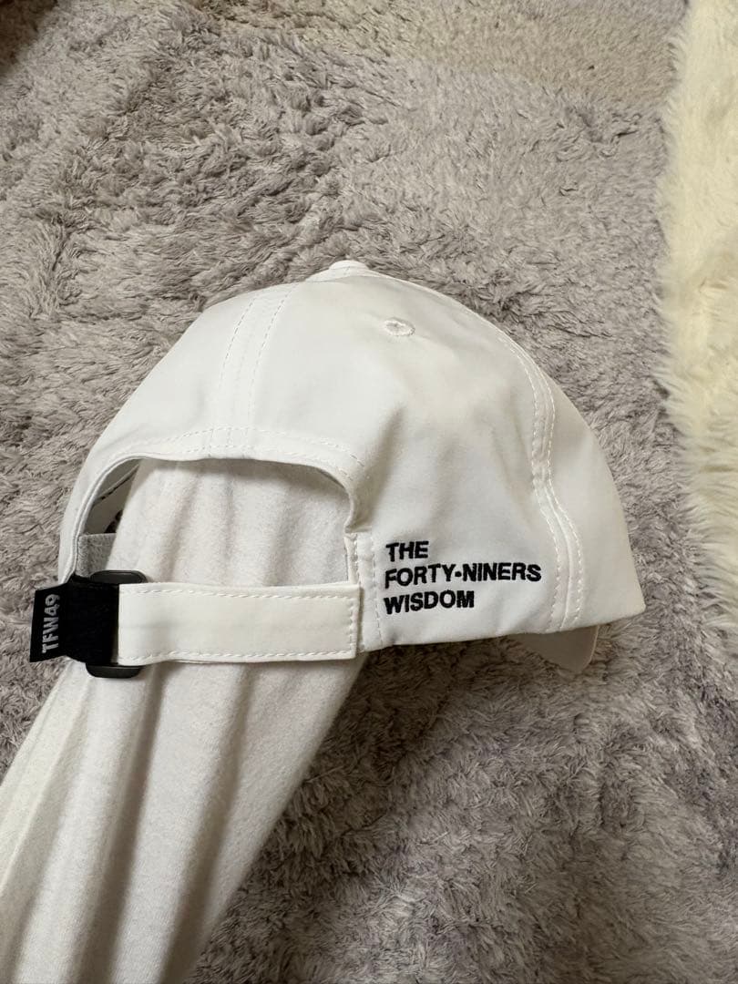 TFW49 ホワイトキャップ 未使用タグ付き