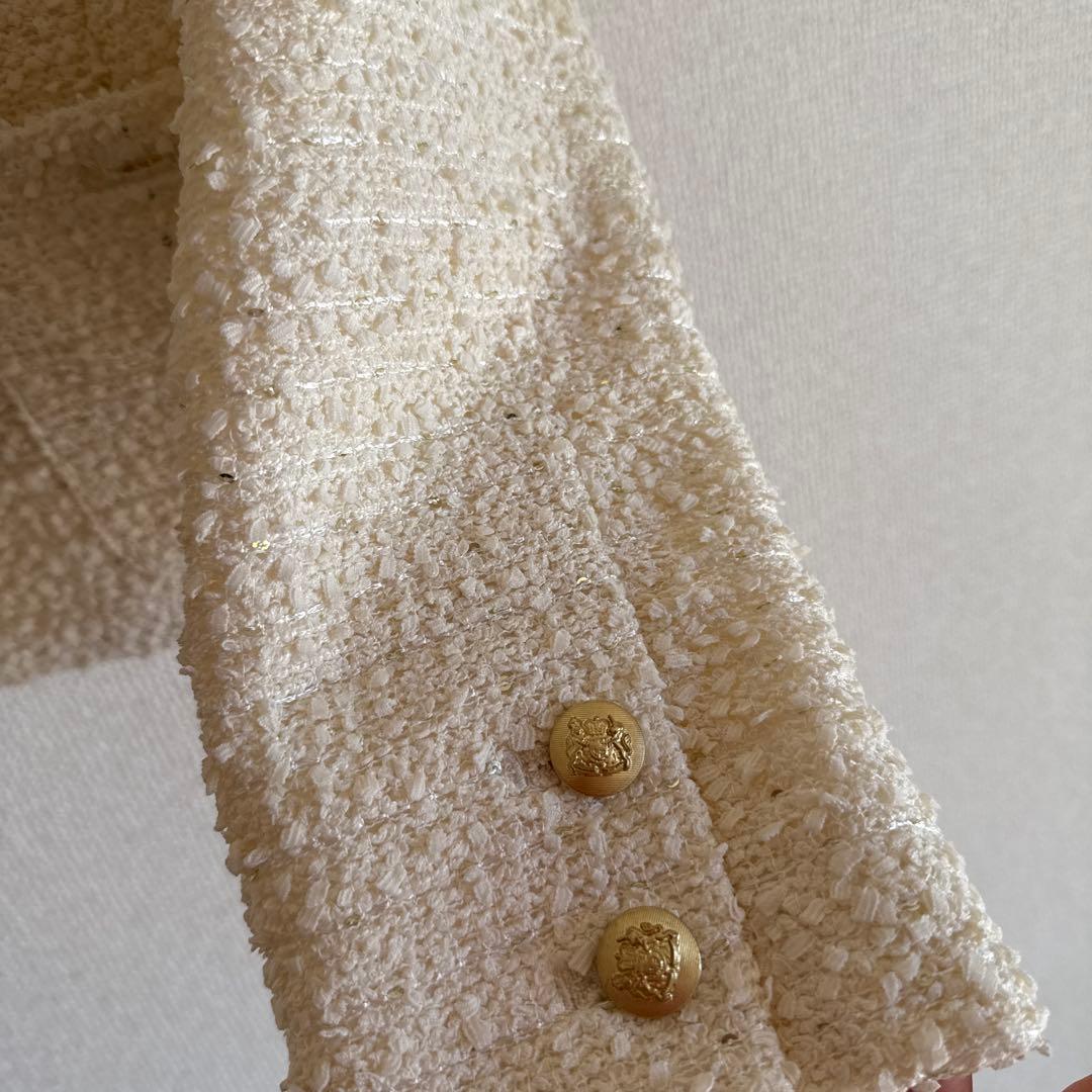 【新品】　ジャスグリッティー　キラキラツイードジャケット　オフ白