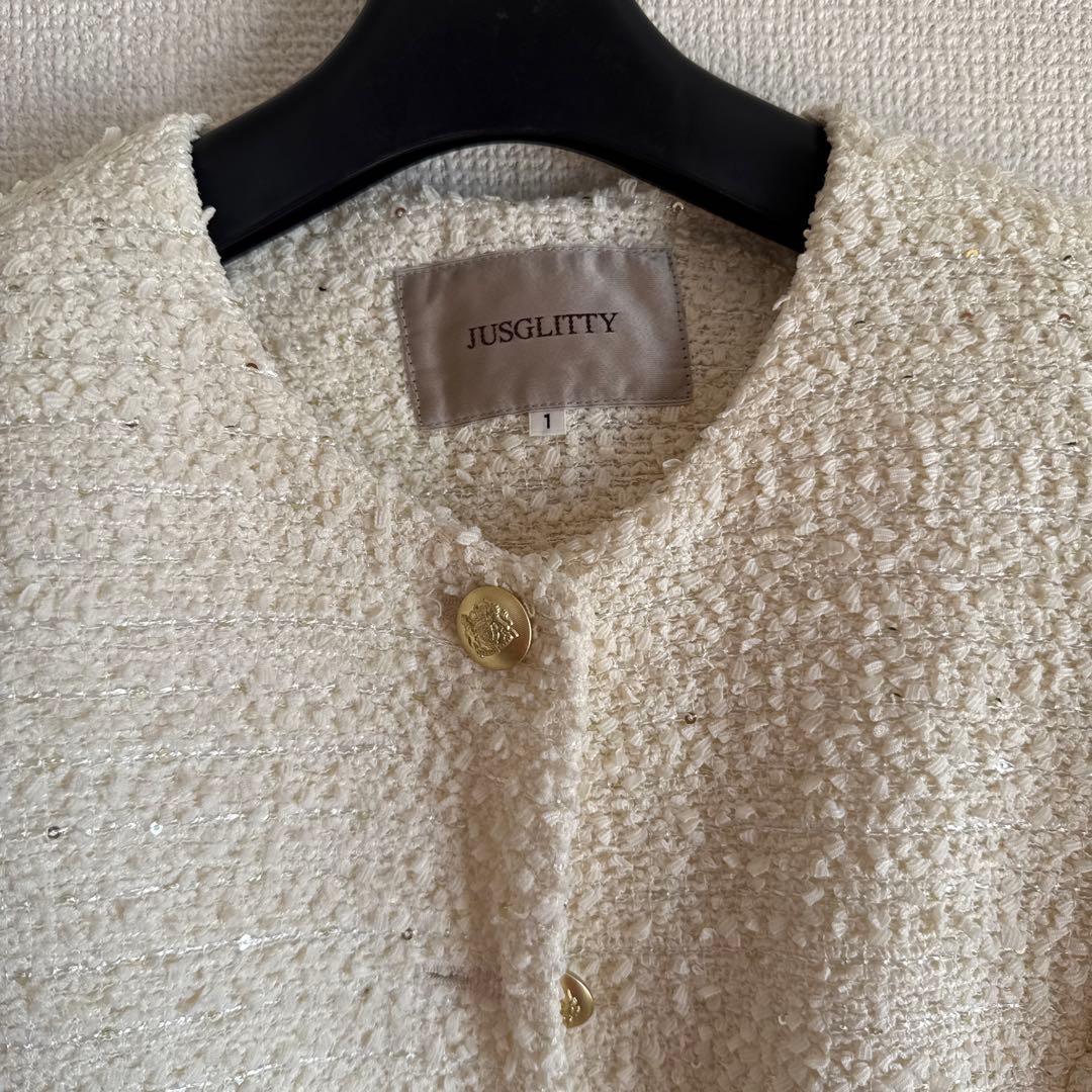 【新品】　ジャスグリッティー　キラキラツイードジャケット　オフ白