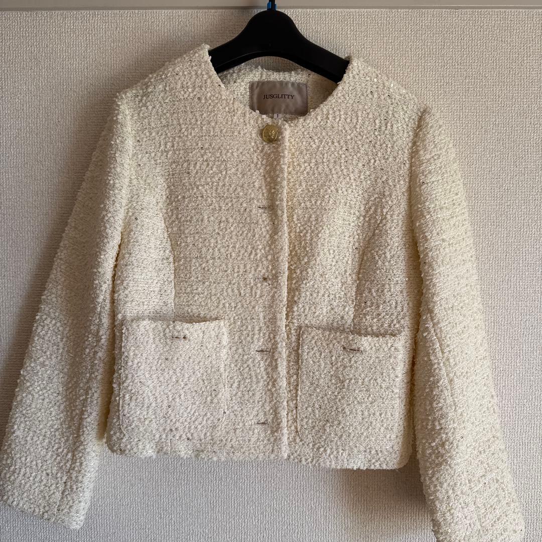 【新品】　ジャスグリッティー　キラキラツイードジャケット　オフ白