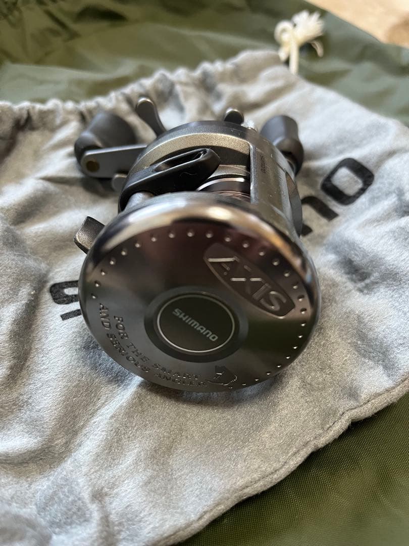 リール SHIMANO AXIS100 RH450