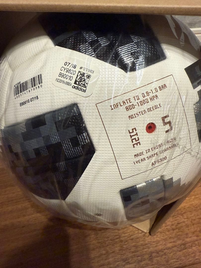 adidas TELSTAR 18 サッカーボール