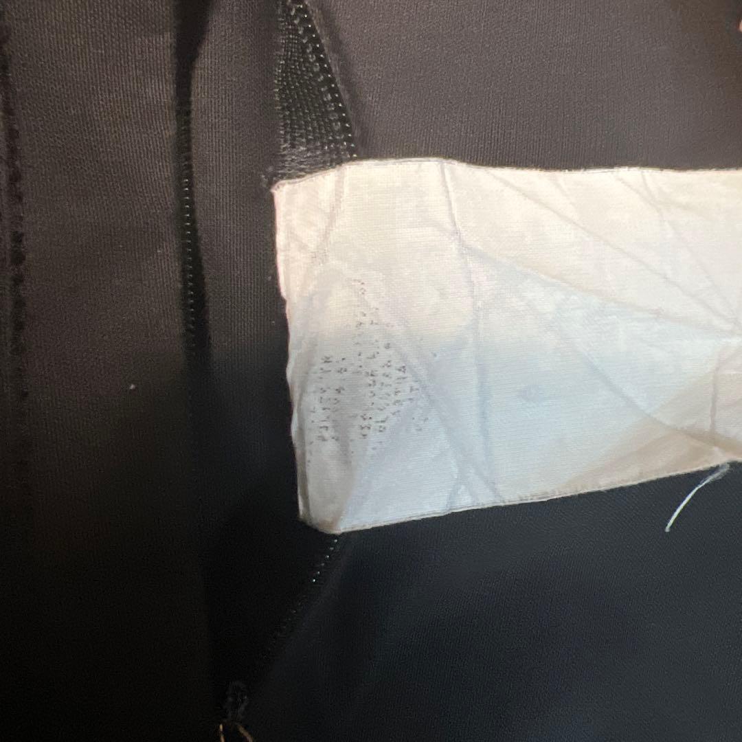 V*n様 EMPORIO ARMANI ブラックスラックス　極良シルエット