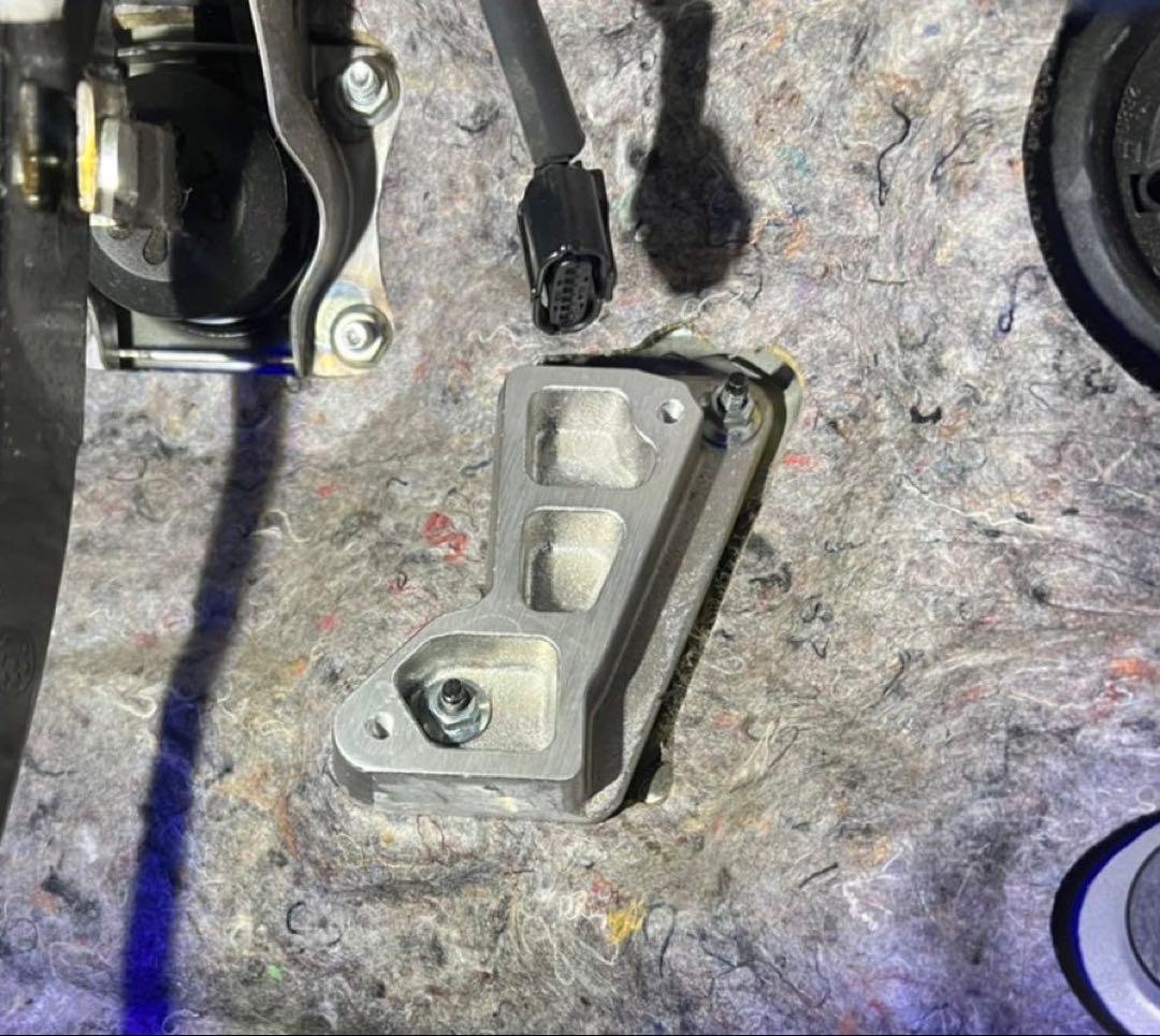 アクセルペダルオフセットスペーサーBRZGR86 ZC6/ZN6 ZD8/ZN8