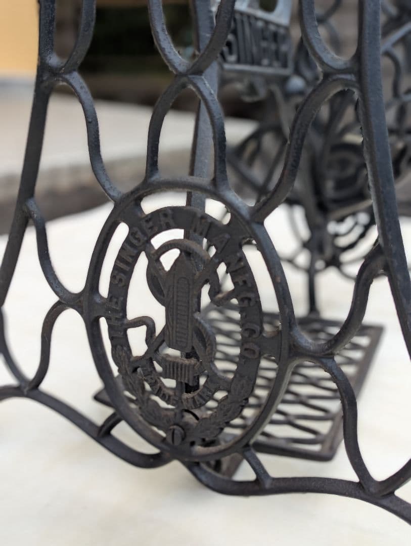 ネ*ャ様 シンガー　網目ミシン脚　ミシン台　テーブル脚　アンティーク　レトロ