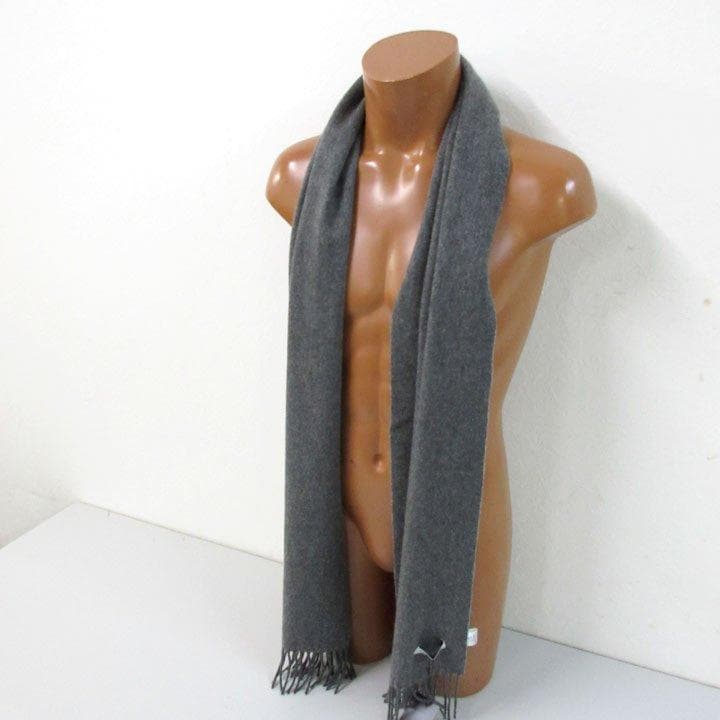 定価33000円の半額マッキントッシュロンドン新品タグ付カシミヤ100％マフラー