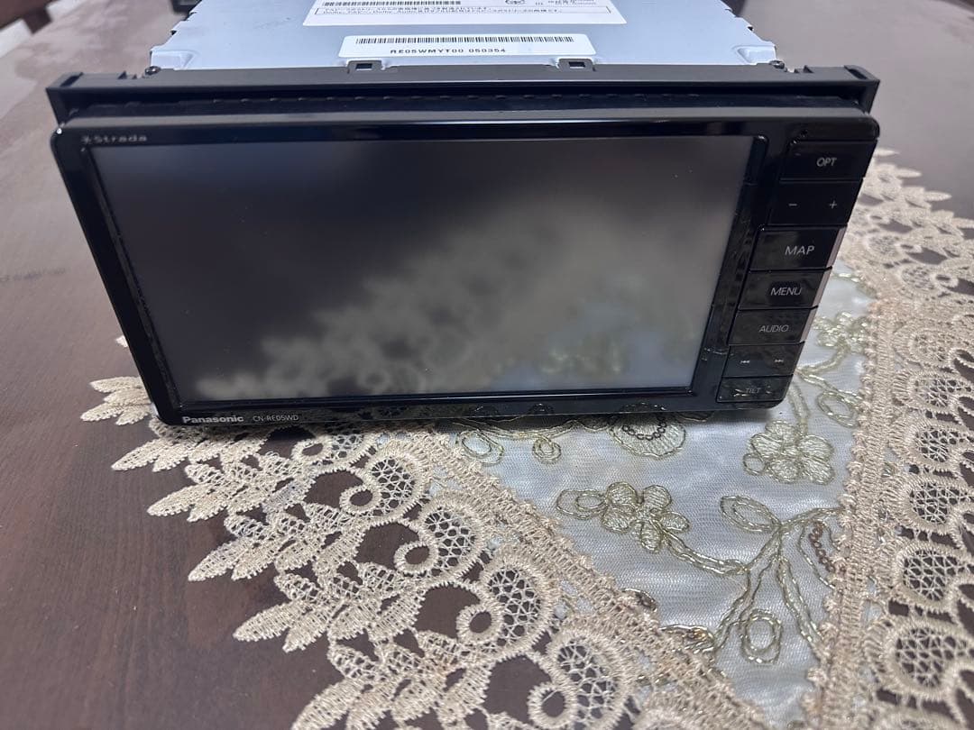 CN-RE05WD Panasonic ストラーダ　カーナビ地図2018年