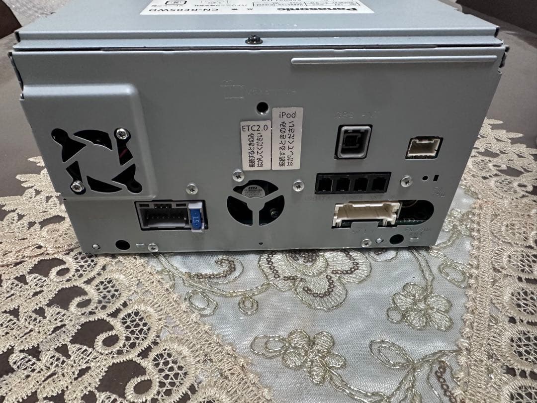 CN-RE05WD Panasonic ストラーダ　カーナビ地図2018年