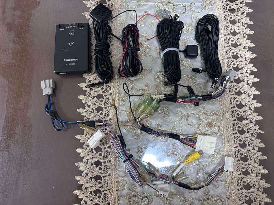 CN-RE05WD Panasonic ストラーダ　カーナビ地図2018年