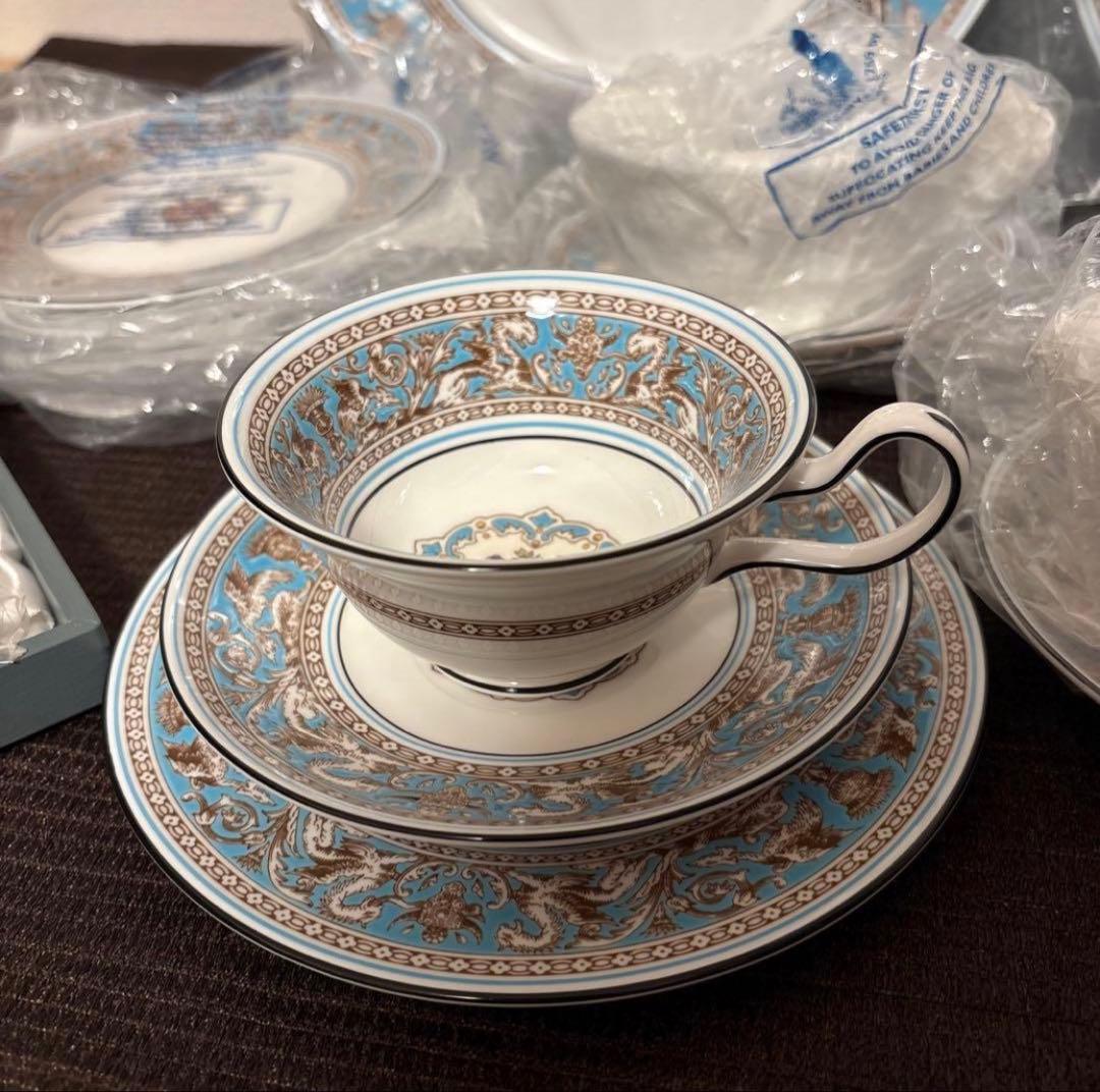  フロレンティーンターコイズ食器セット