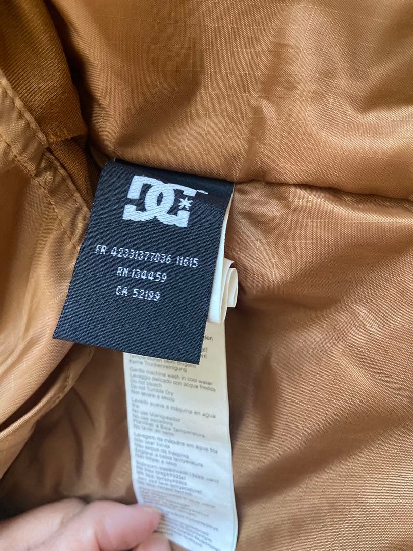 DC スノーボードウェア ネイビーとブラウン、グローブ付き