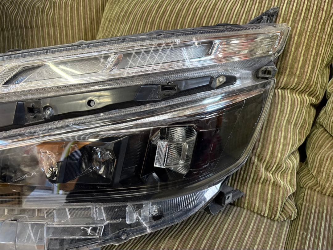 ICHIKOH ヘッドライト 81150-28J10