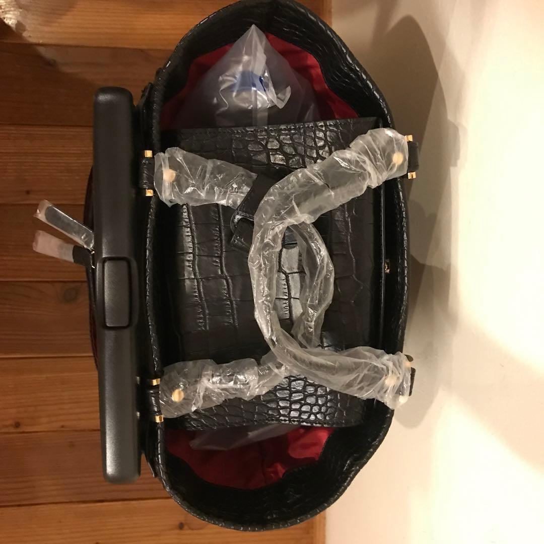 ✨新品袋付き✨　SWANY キャリーバッグ　クロコダイル　レインカバー付　4輪