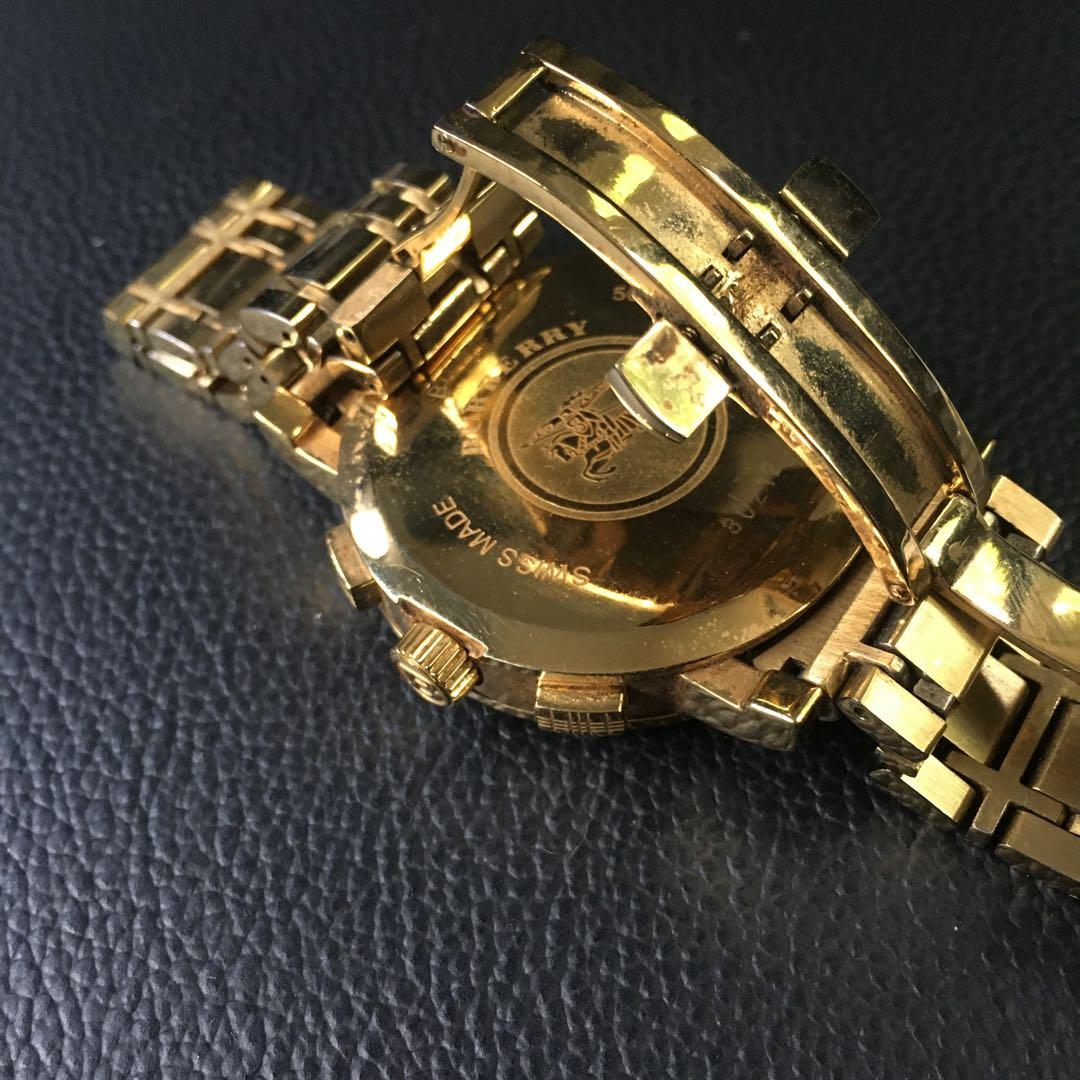 Burberry バーバリー　ゴールド クロノグラフ 時計