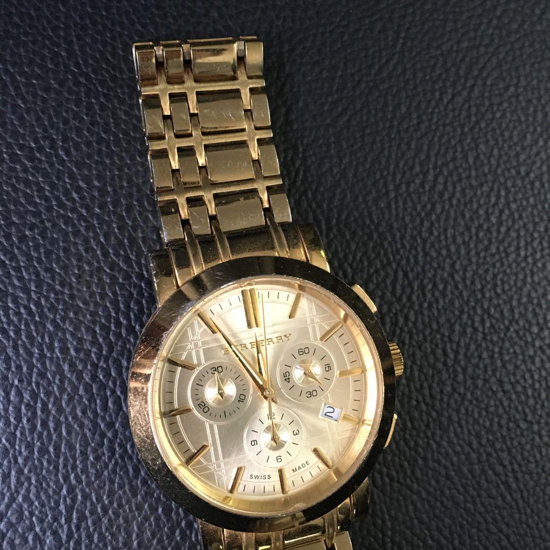 Burberry バーバリー　ゴールド クロノグラフ 時計
