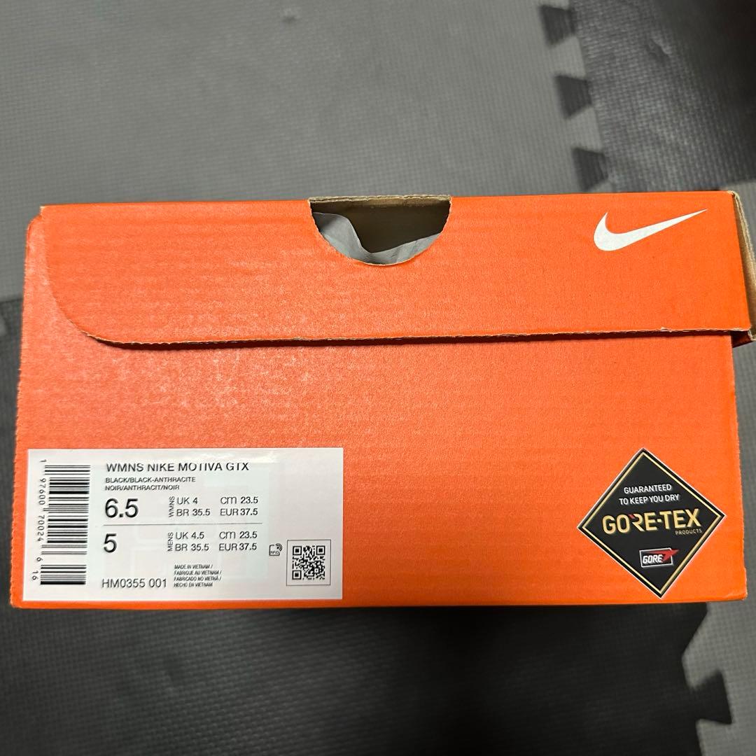Nike motiva GORE-TEX ナイキ　モティバ　ゴアテックス