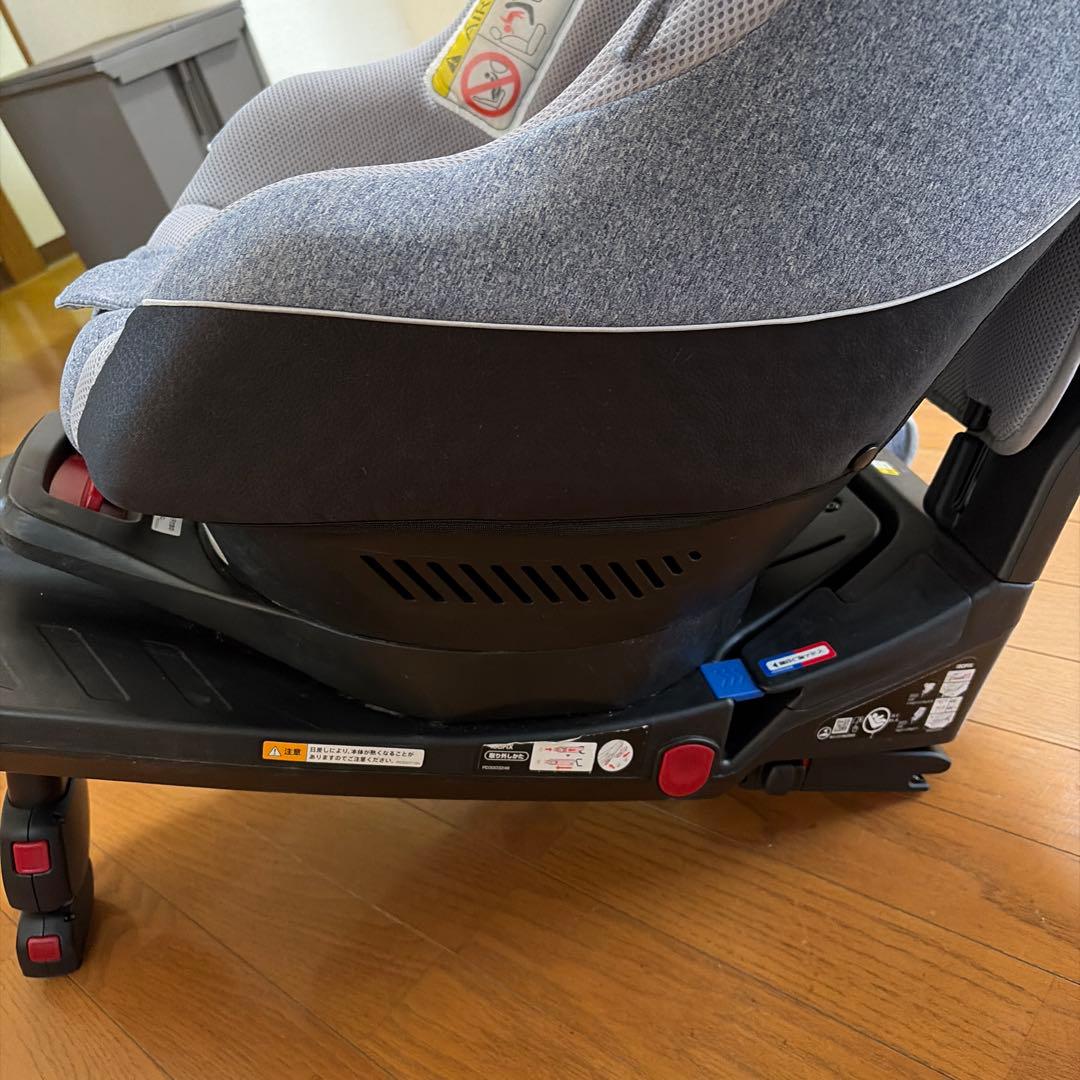 アップリカ　クルリラ　ベビー&チャイルドシートisofix 回転タイプ