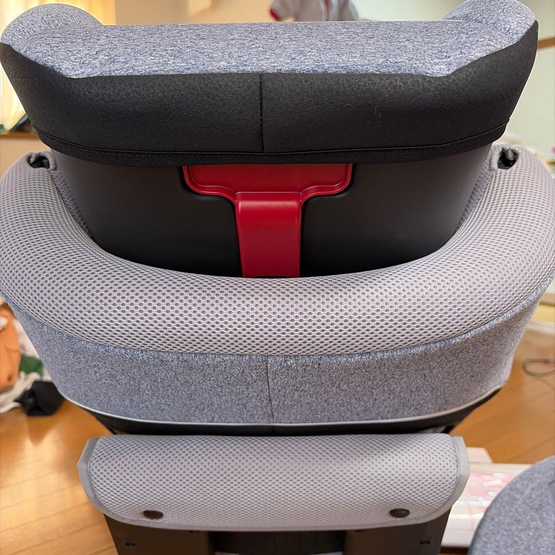 アップリカ　クルリラ　ベビー&チャイルドシートisofix 回転タイプ