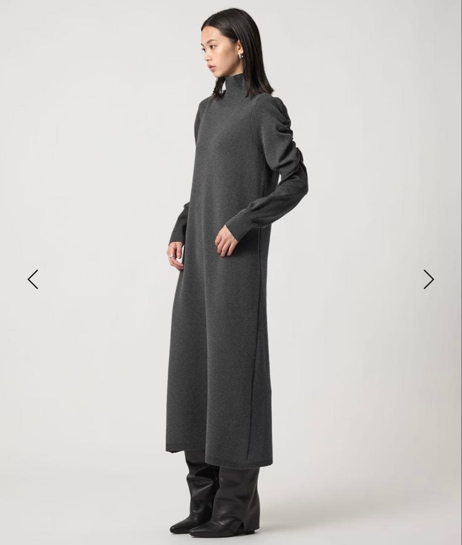 ＜EMMEL REFINES＞ギャザーパフスリーブ タートルニット ワンピース