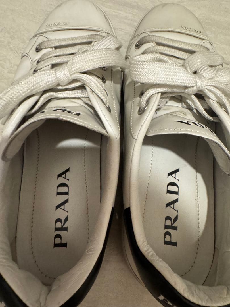 プラダ　スニーカー　37