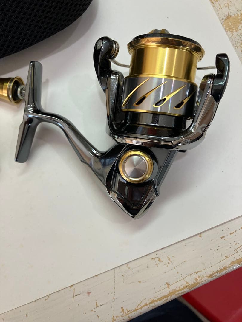 シマノ 14ステラC2000HGS 美品 SHIMANO STELLA