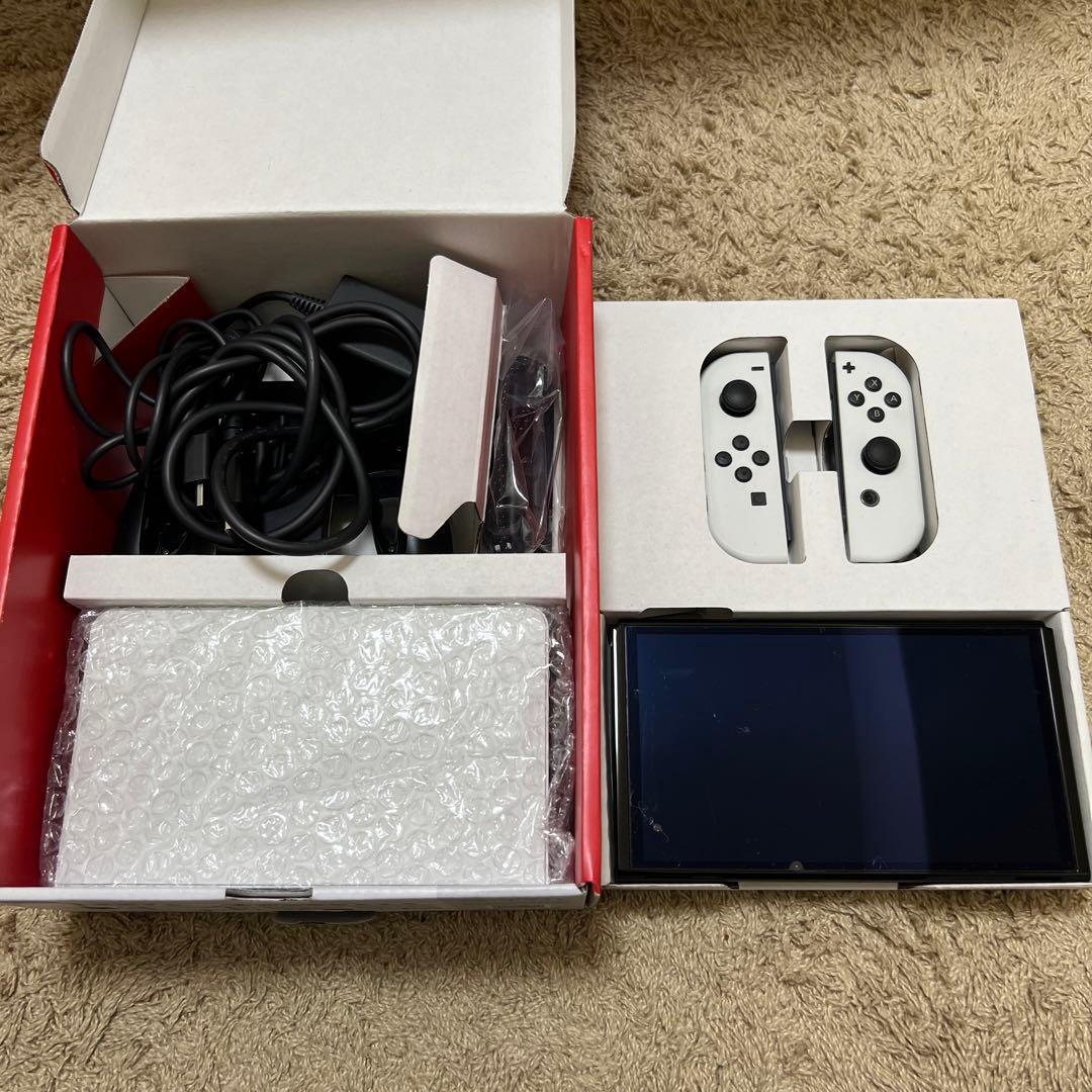 Switch本体有機EL JCホワイト モンハン スプラトゥーン付き！