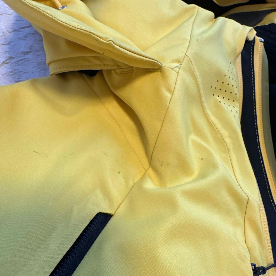 DESCENTEスキーウェア （上）