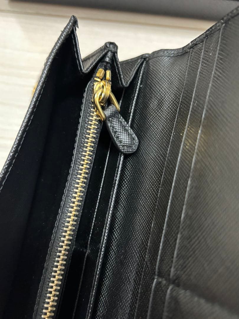 PRADAプラダ リボン 長財布 サフィアーノレザー ブラック