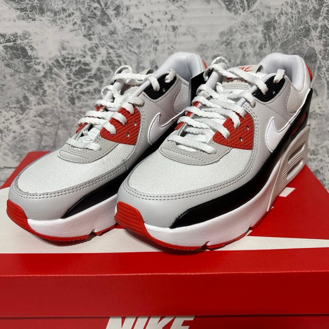 ナイキ　新品　エアマックス　90 LV8 25㎝