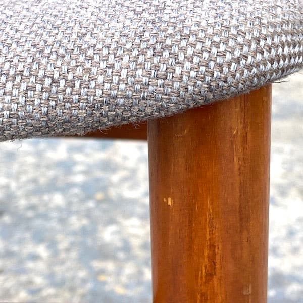 北欧ビンテージ家具　ダイニングチェア　天然木　ファブリック　B