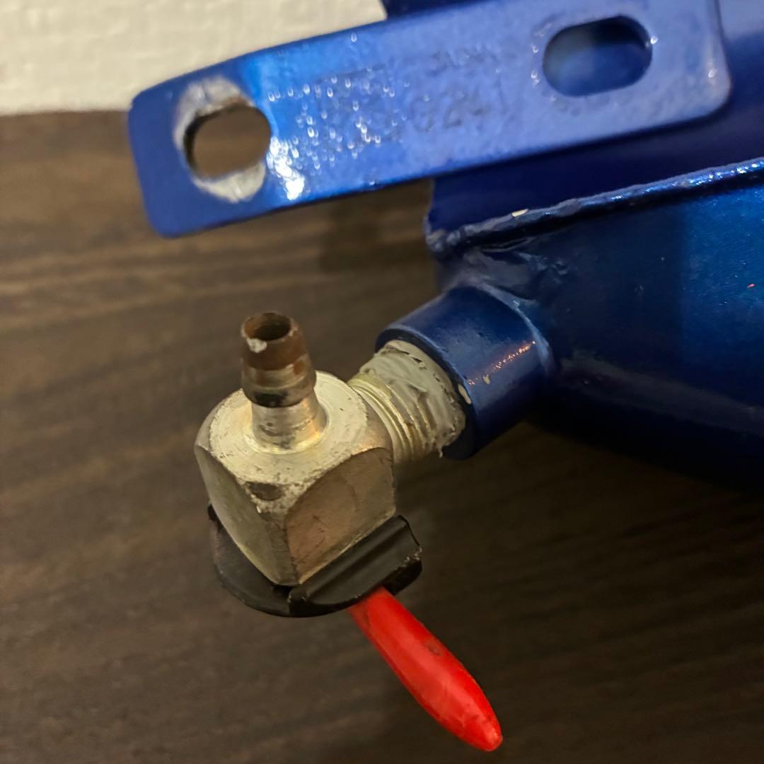 ピーナッツタンク　ジャンク品　キャップ無し