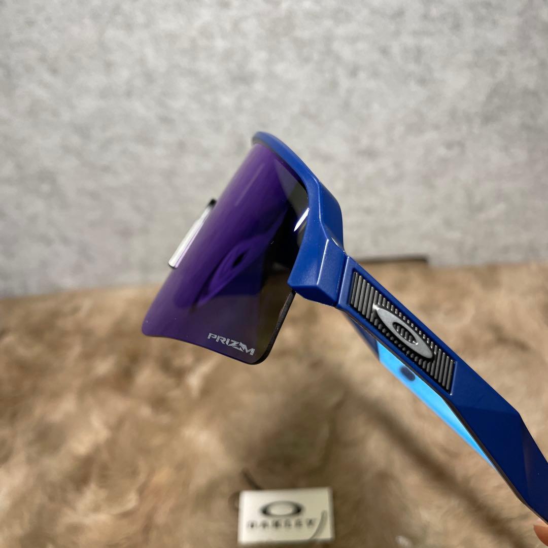 oakley サングラスOO9565 ユニセックス大人