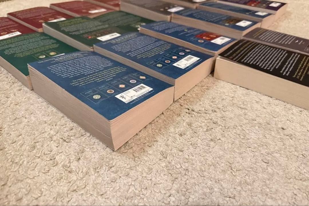 い*こ様 J.R.R.トールキン 関連書籍セット（英語版・ペーパーバック） To