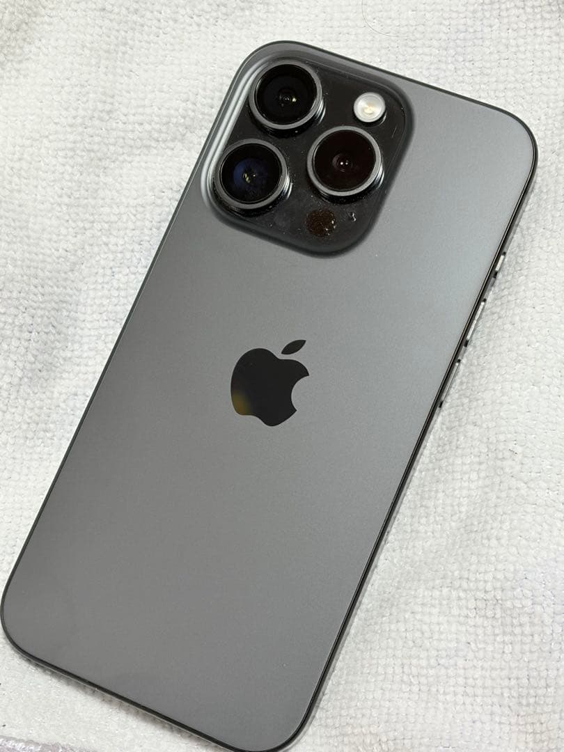 Apple iPhone 15Pro スペースブラック 本体のみ