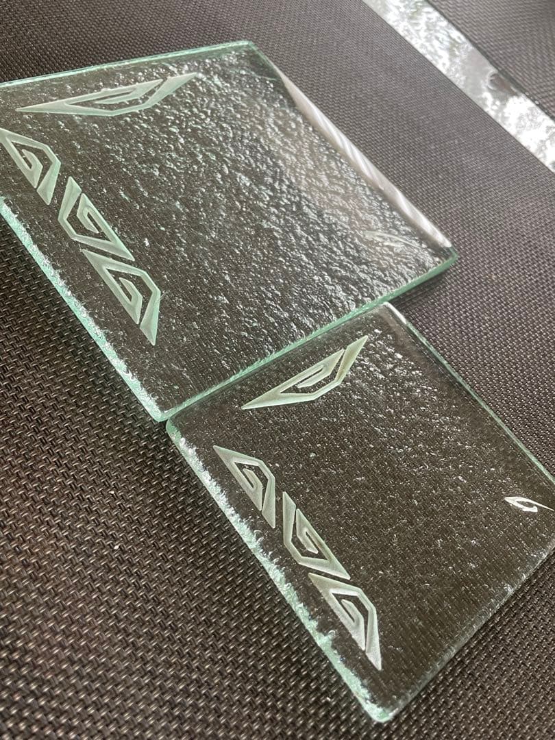 ナガールのガラスの皿