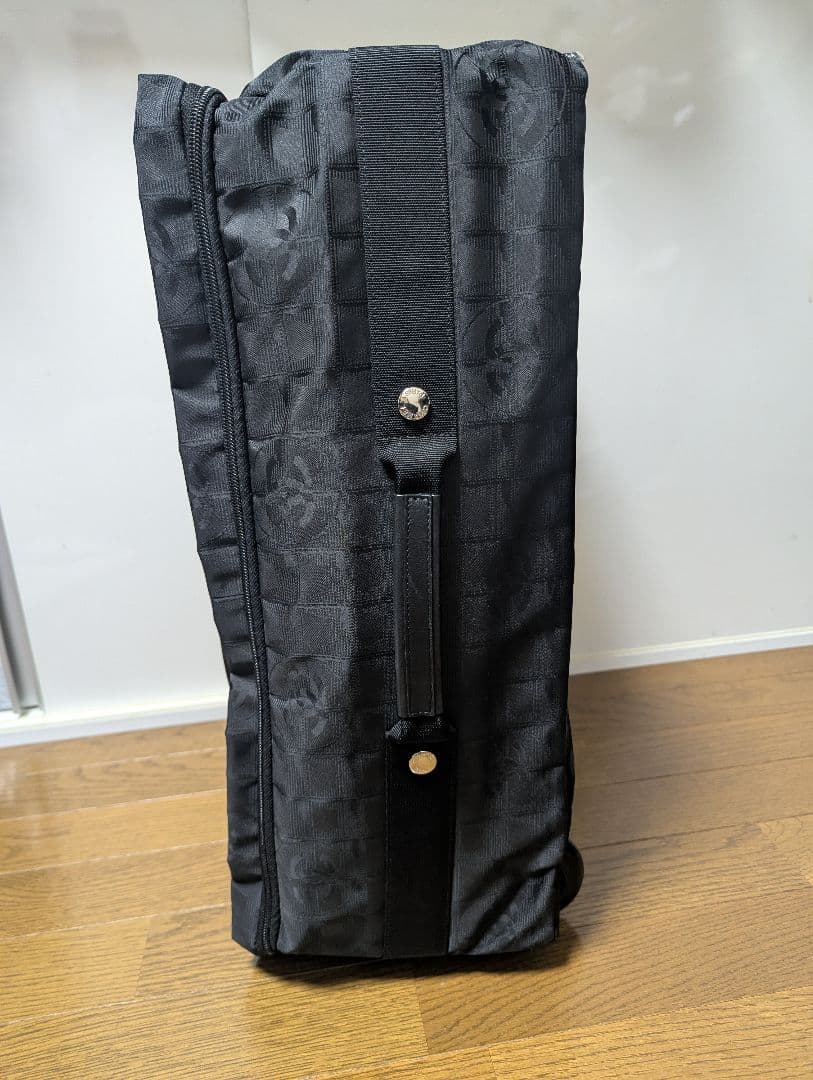 シャネル ニュートラベルライン ナイロン2輪 スーツケース　美中古