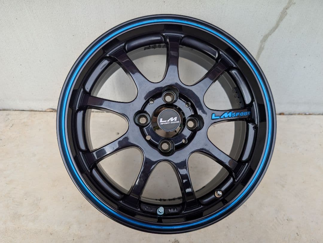 トヨタAQUAなど LM SPORT 15インチホイール4本 ブラック/ブルー