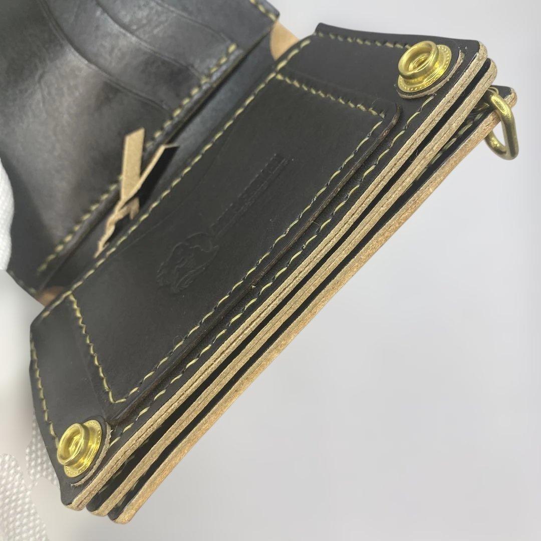 無骨 丘染めブラック ミドルトラッカーウォレット マチ/小判かん BMT0603