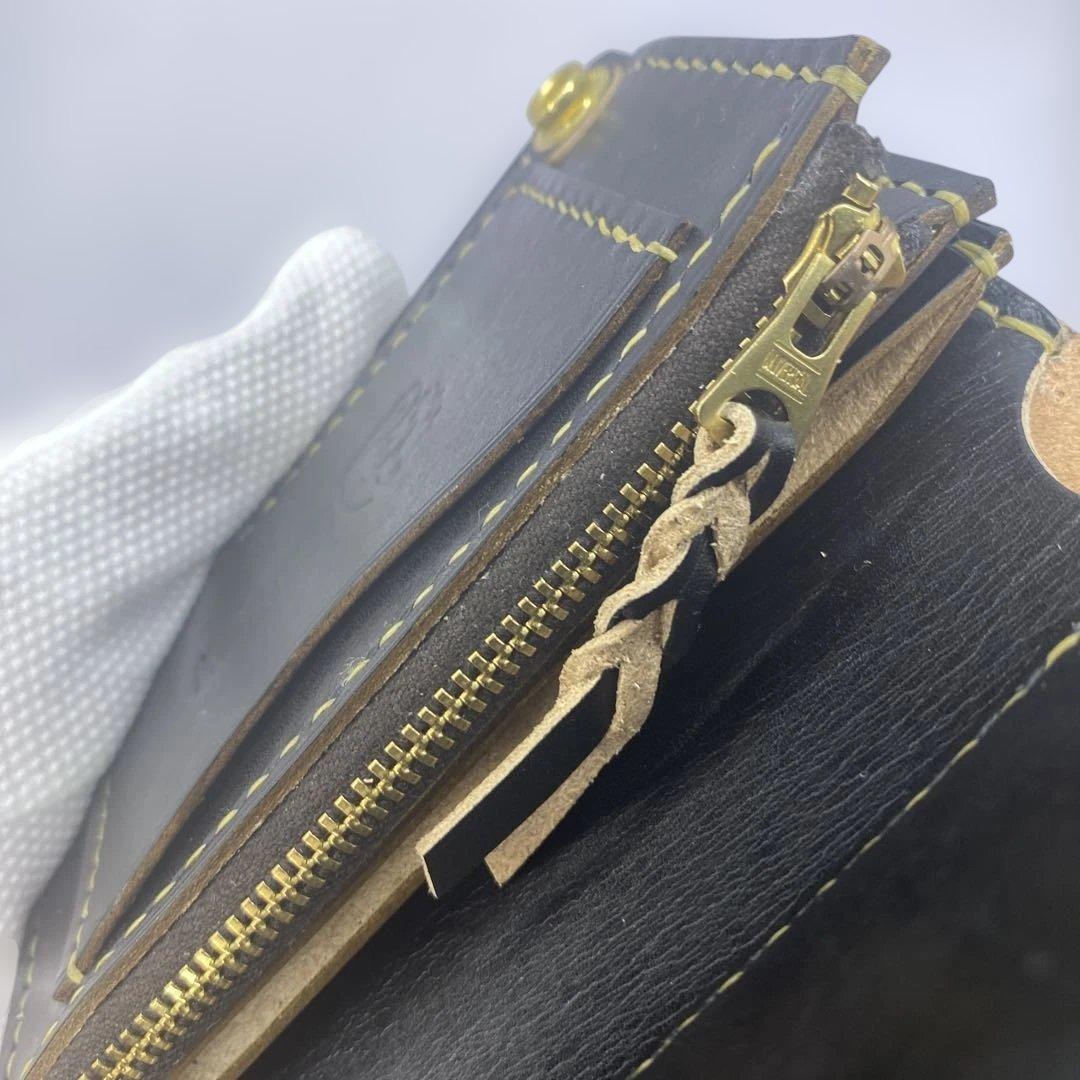 無骨 丘染めブラック ミドルトラッカーウォレット マチ/小判かん BMT0603