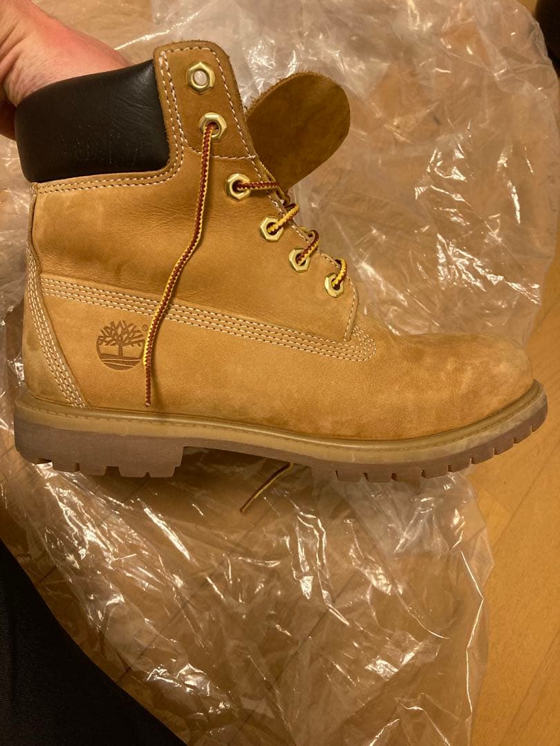 Timberland 6インチプレミアムブーツ 8W(26前後)