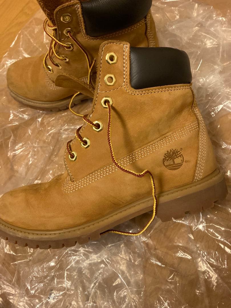 Timberland 6インチプレミアムブーツ 8W(26前後)