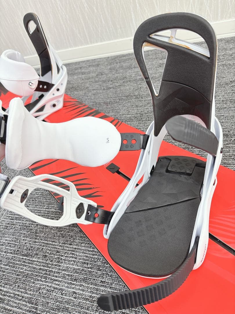 ⑦超美品❗️超豪華❗️バートン/HIDE AWAY スノーボードセット★144cm