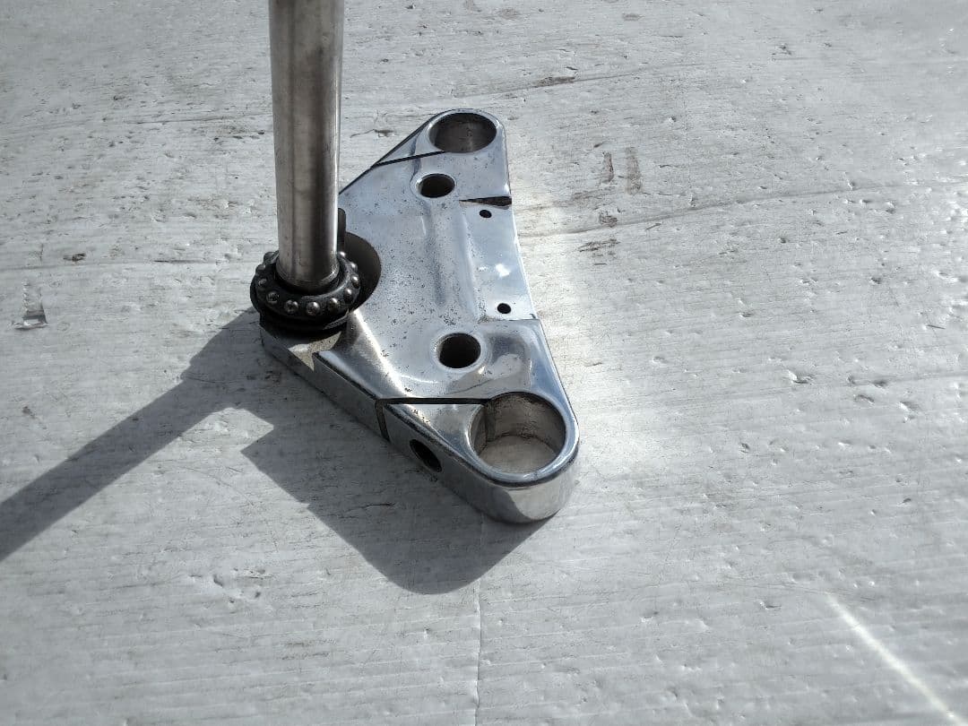 ホンダ　スティード４００　社外トリプルツリー