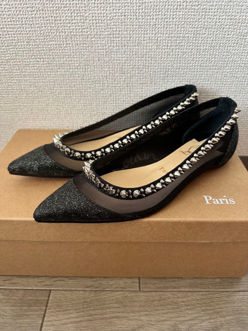 【美品】クリスチャンルブタン　フラットシューズ