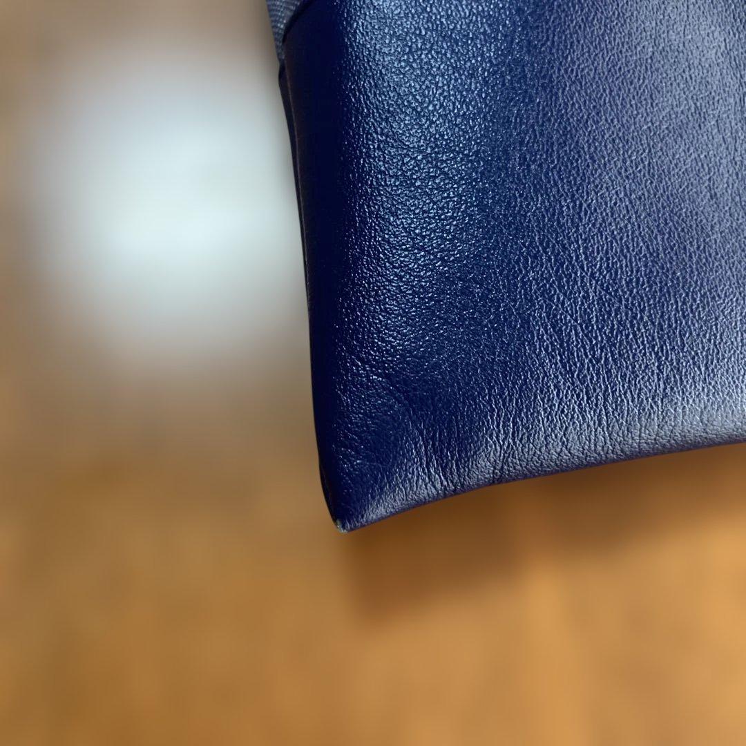 ファミリアfamiliar デニムトートバッグ　Hイニシャルチャーム付き　美品