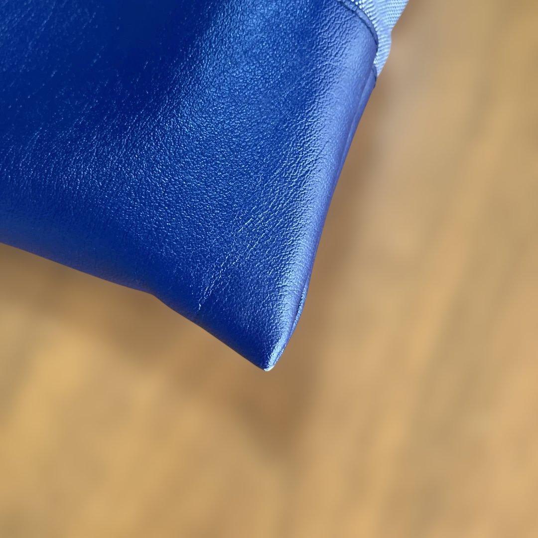 ファミリアfamiliar デニムトートバッグ　Hイニシャルチャーム付き　美品